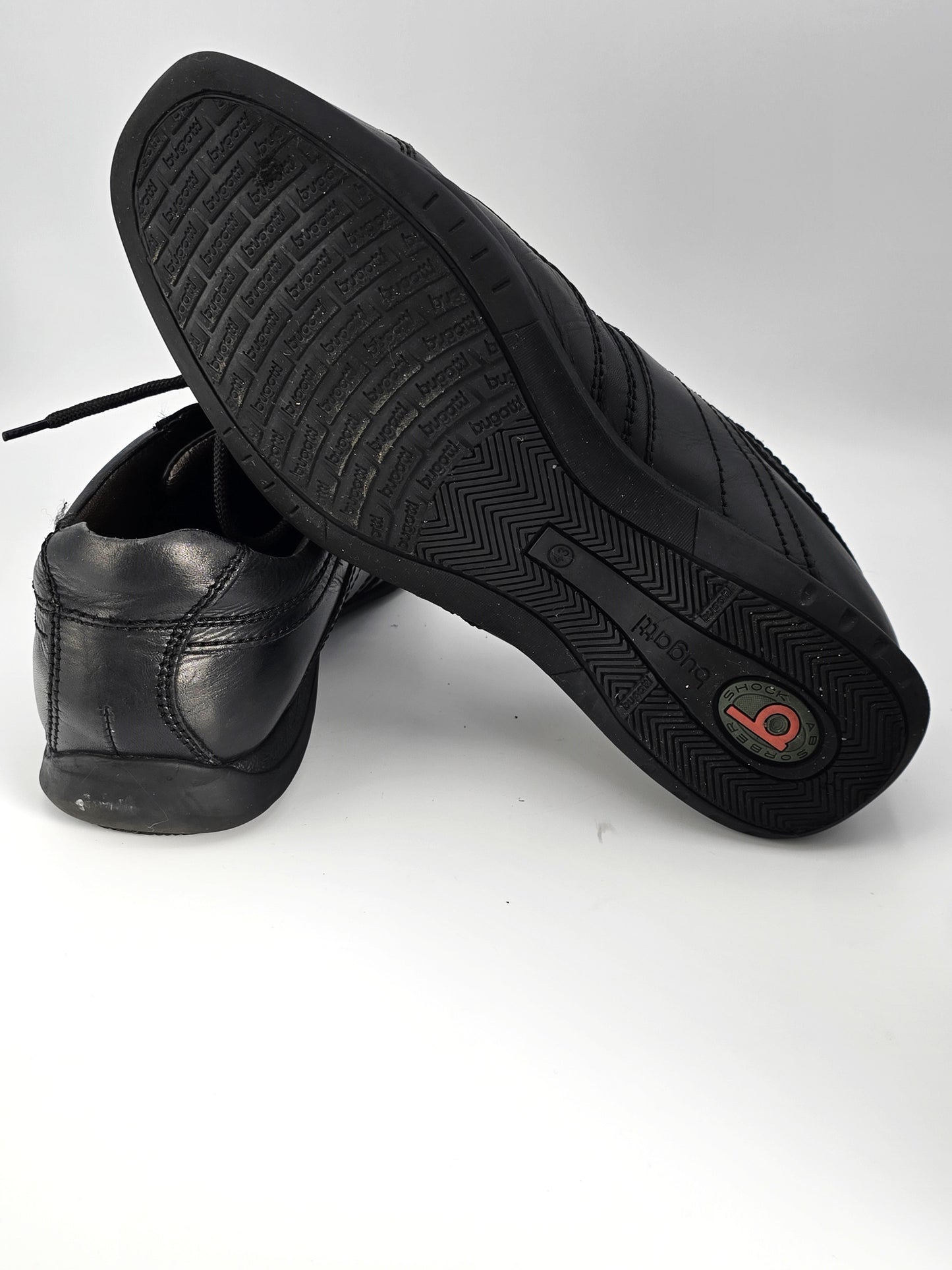 Bugatti Herren Sneaker Schwarz Leder – Komfort Halbschuhe (Gr. 43)