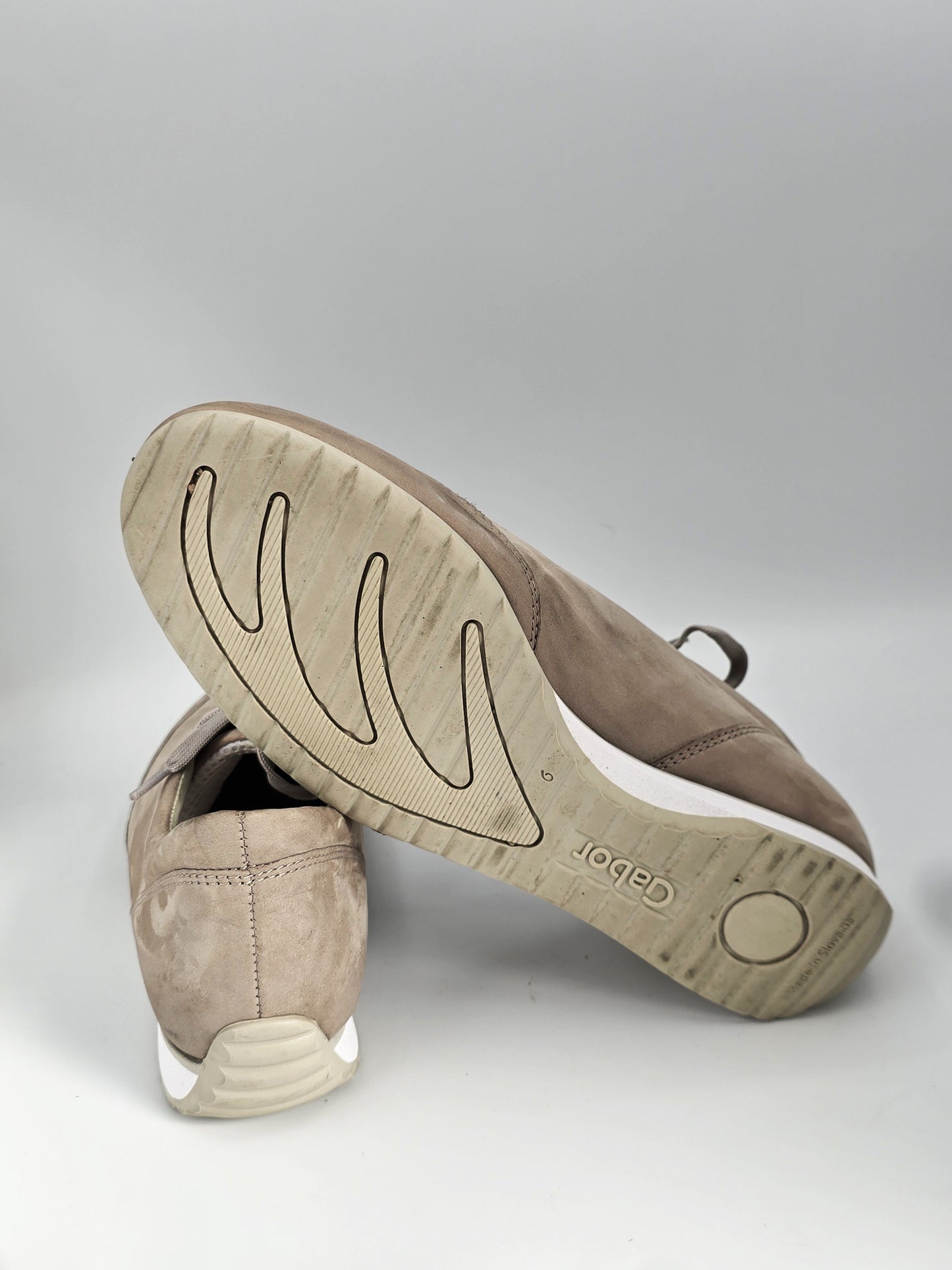 Gabor Damen Sneaker Beige – Komfort Freizeitschuhe (Gr. 39)