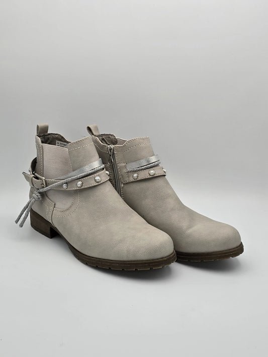 Beige Damen Stiefeletten mit silbernen Akzenten, Zierband und flachem Absatz