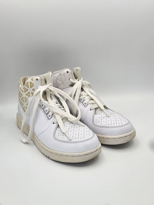 Nike High-Top Sneaker Weiß – Damen Schuhe (Gr. 38)