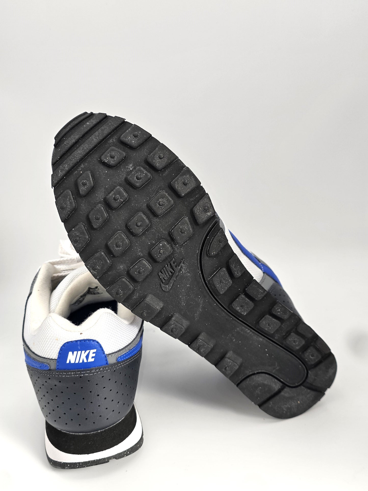 NIKE Herren Sneaker Weiß Blau – Running Schuhe Retro Style (Gr.42)