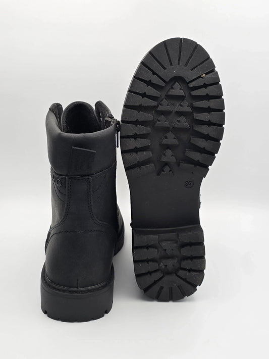 Schwarze Lederstiefel mit Profilsohle, nachhaltige Mode, Damen Winterschuhe