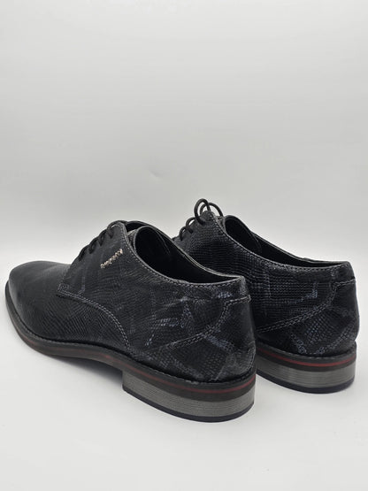 Herren Schnürschuhe in Schwarz mit Strukturoptik, elegante Mode, nachhaltige Schuhe