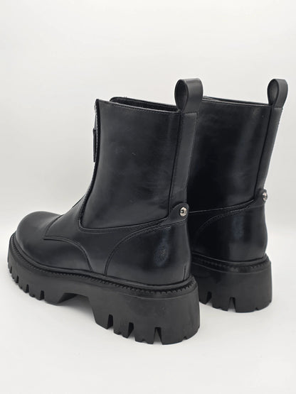 Schwarze Chunky Boots aus Leder mit dicker Profilsohle, nachhaltige Mode Schuhe