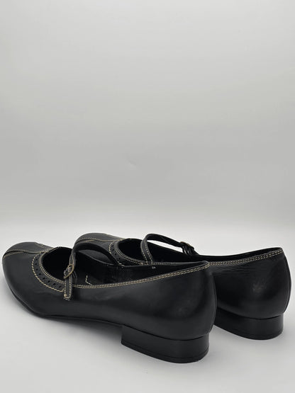 Schwarze Mary Jane Schuhe mit Riemen, flachem Absatz und Kontrastnähten, Mode Damenschuhe