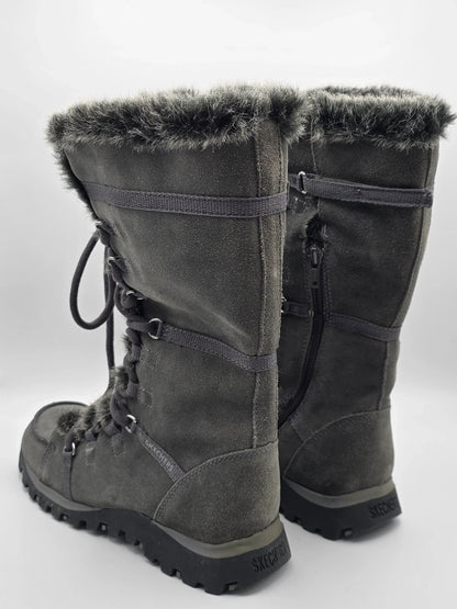 Dunkelgraue Winterstiefel aus Wildleder mit Kunstfellfutter und Profilsohle, Damenmode