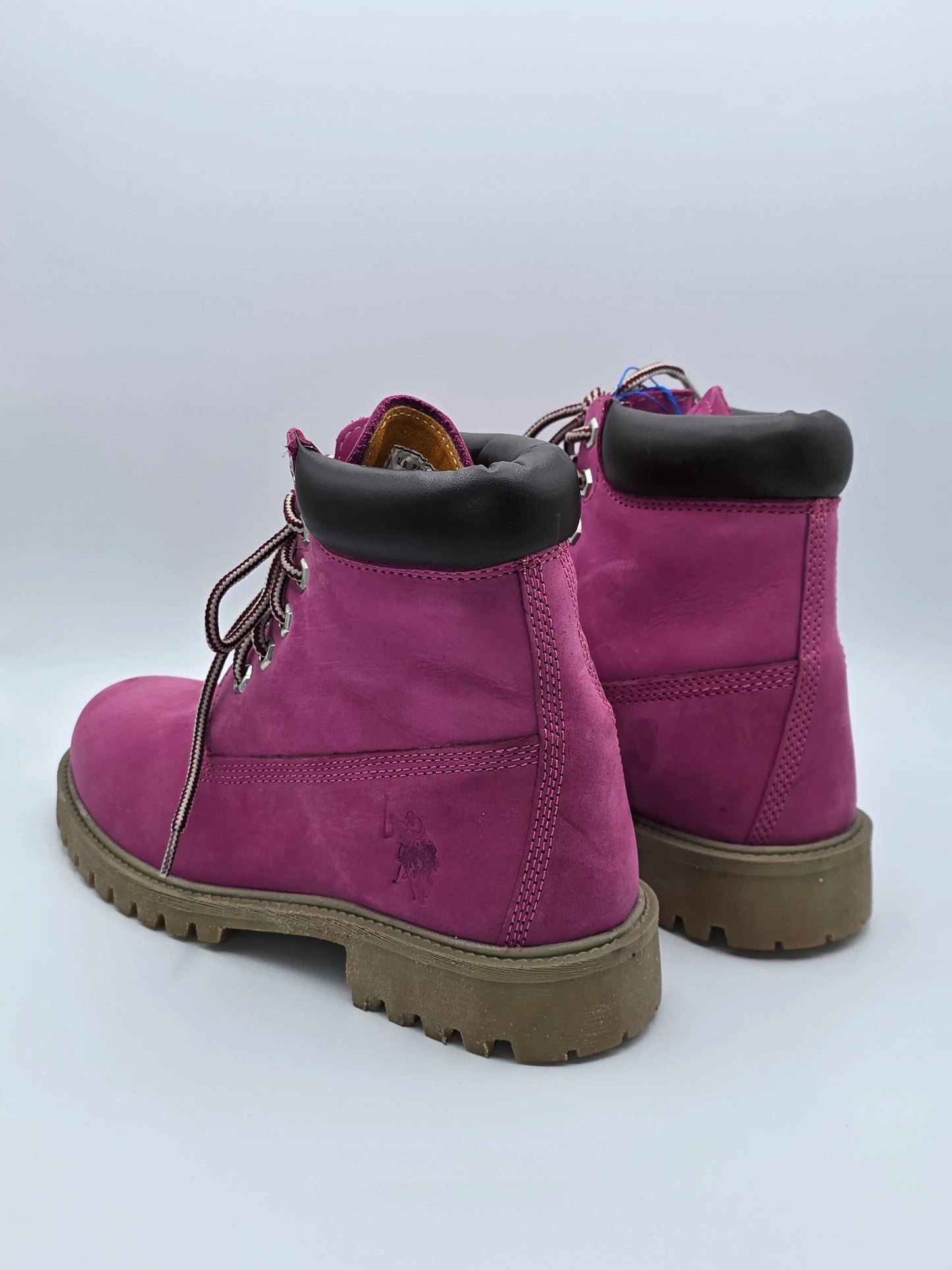 Pinkfarbene Damen-Boots mit Profilsohle und Schnürung, nachhaltige Mode Schuhe