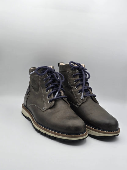 Dunkelgraue Lederstiefel mit blauen Schnürsenkeln, Herren Winterschuhe, robustes Profil