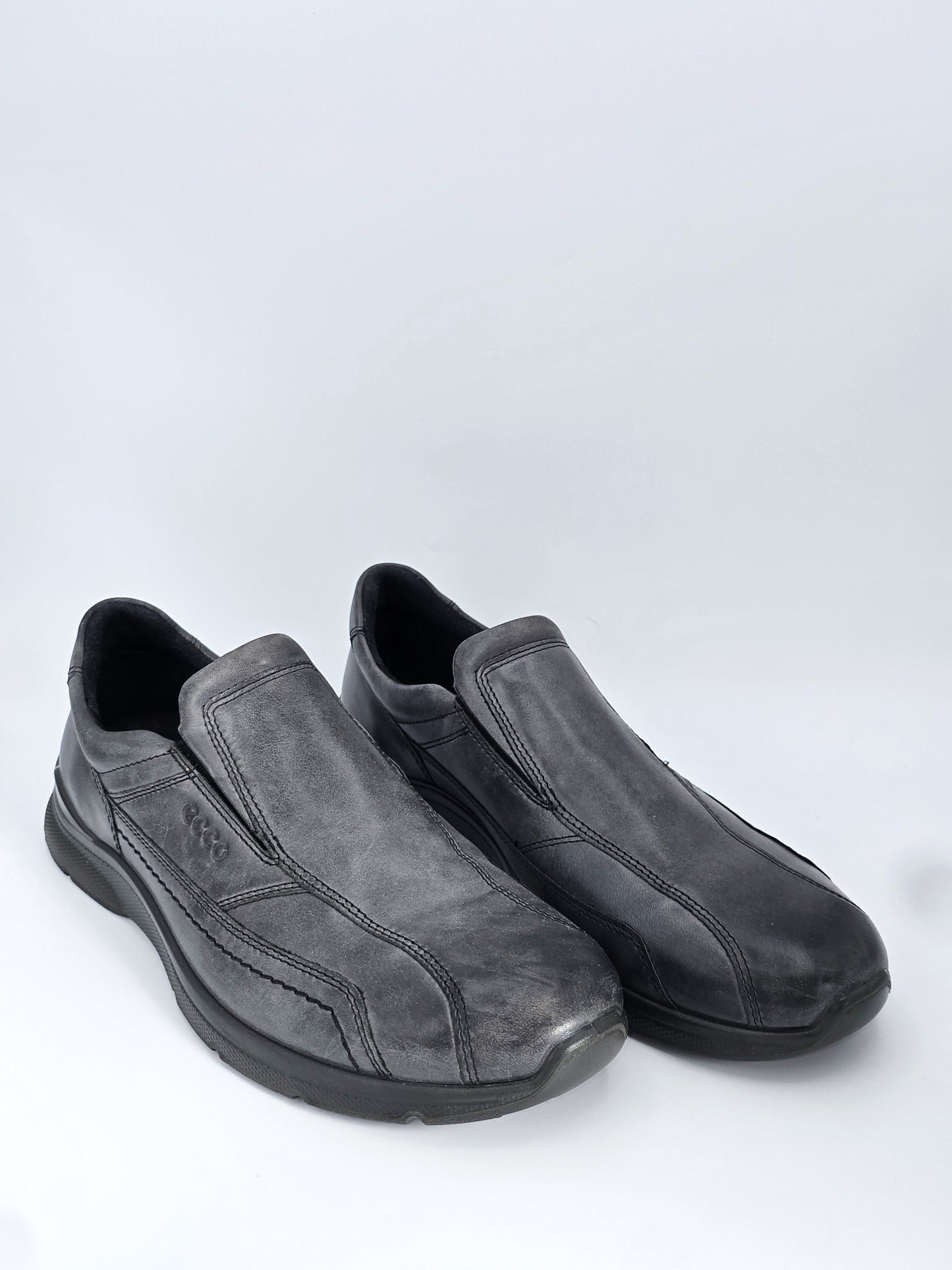 Ecco Damen Slipper Schwarz Leder – Komfort Halbschuhe (Gr. 40)