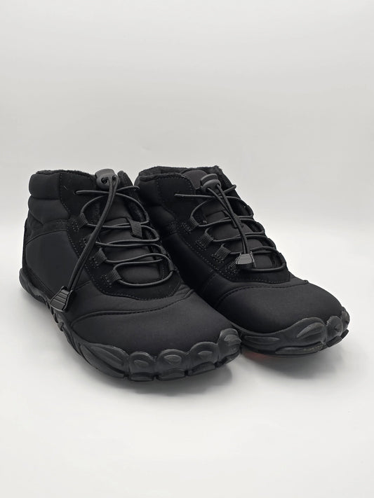 Schwarze Barfußschuhe mit Zehenform, nachhaltige Mode, minimalistisches Design