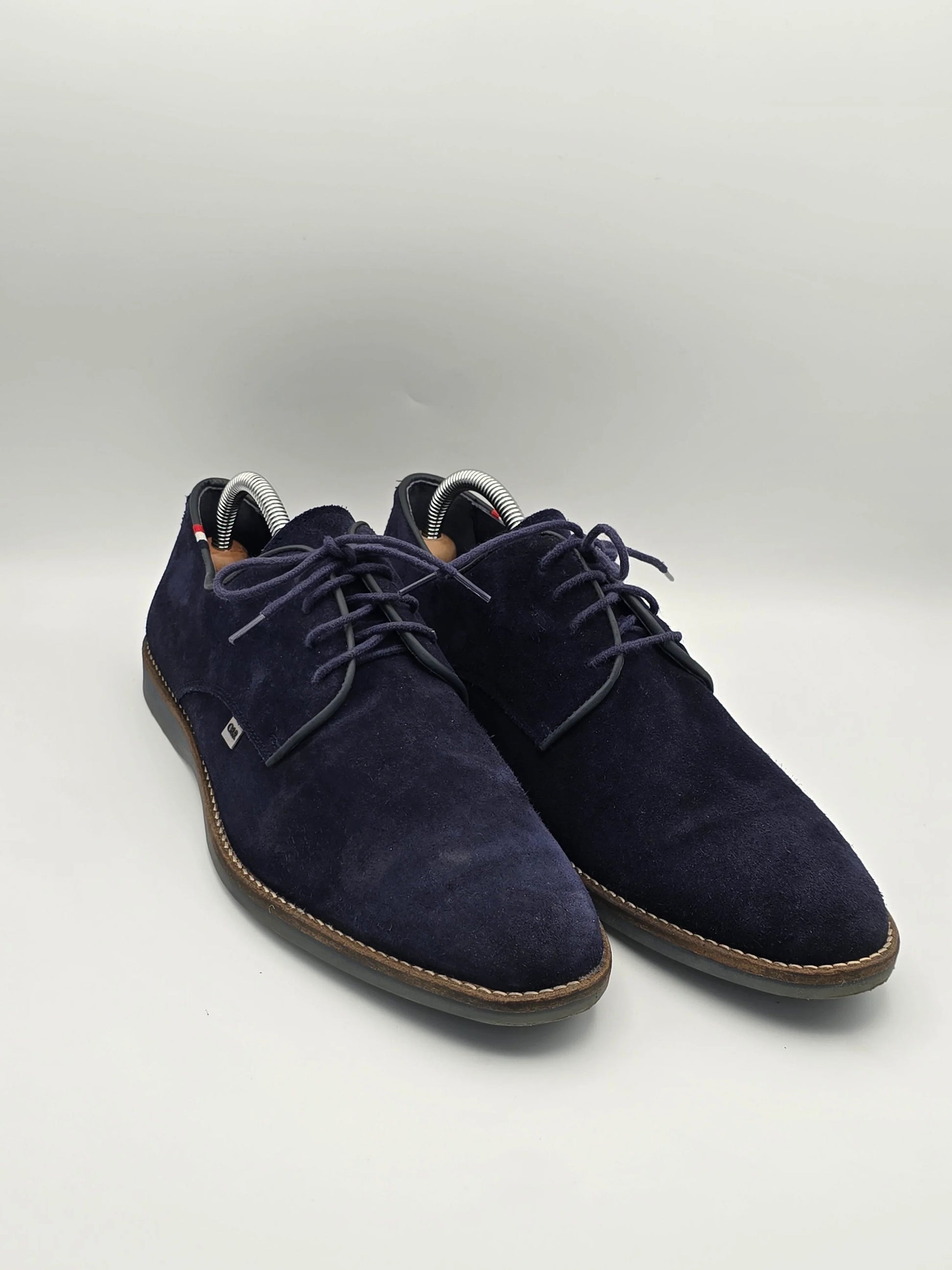 Dunkelblaue Wildleder-Herrenschuhe mit Schnürung, modisch, nachhaltige Schuhe