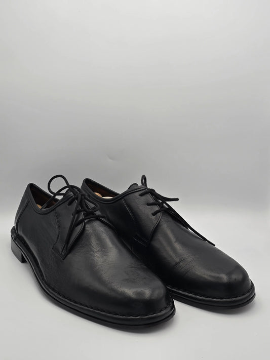 Schwarze Herren Lederschuhe mit Schnürsenkeln, klassische Business Schuhe