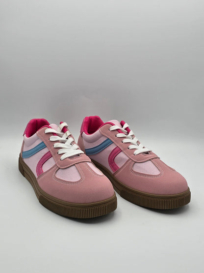 Modische Damen Sneaker in Rosa mit weißen Schnürsenkeln, pink-blauen Akzenten, Gummisohle