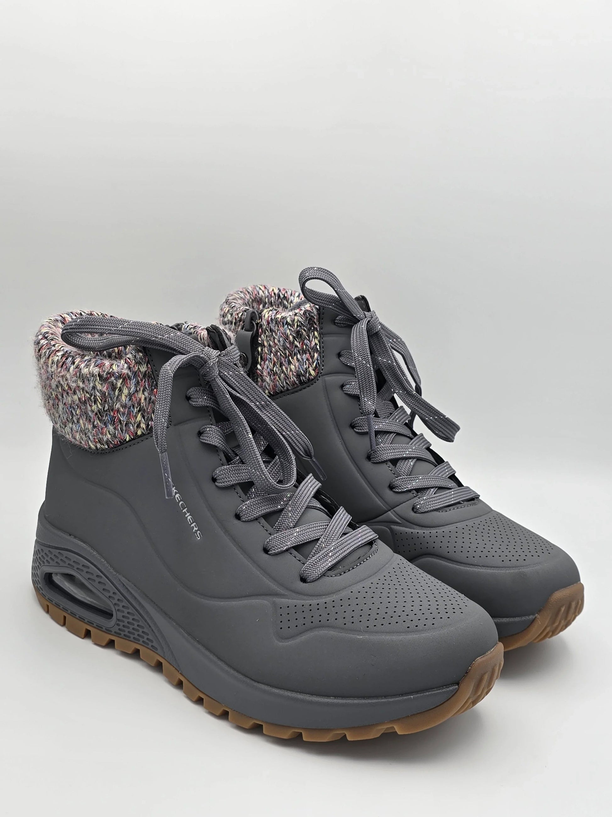 Graue Damen Winterstiefeletten mit Strickkragen und Profilsohle, modisch, Größe 38