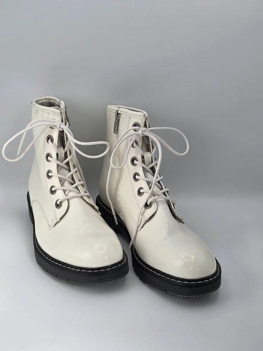 TOM TAILOR Damen Boots Offwhite – Schnürstiefeletten mit Profilsohle (Gr.39)