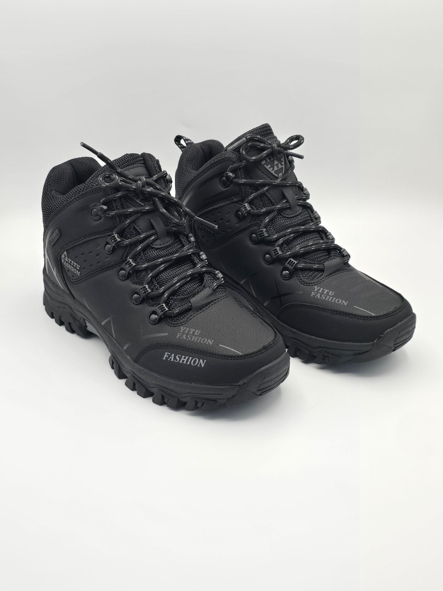 Outdoor / Trekking Schuhe leicht & robust (Gr.39)